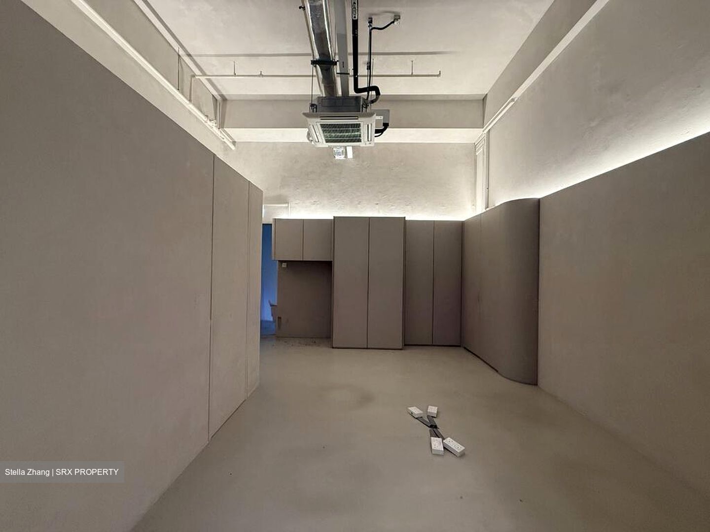 Hexacube (D14), Office #567631621